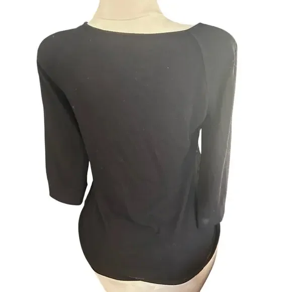 B-design sweater size large - Picture 2 of 3